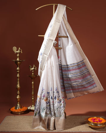 Floral Pattern Dola Silk Saree With Woven Border - White