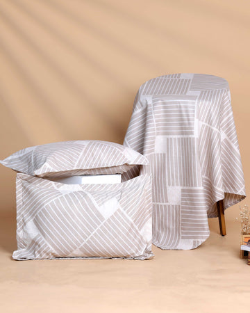 Geometric Stripe Design Bed Cover with Matching Pillow Cover Set - Brown
