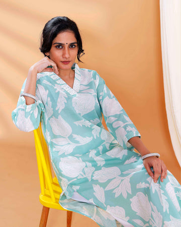 Floral Printed Straight Kurta with V-Neckline and 3/4 Sleeves - Light Green
