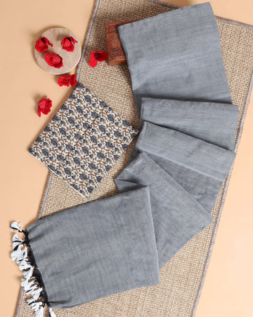 Handwoven Khadi Cotton Saree with Contrast Printed Blouse and Tassel Accents - Light Grey