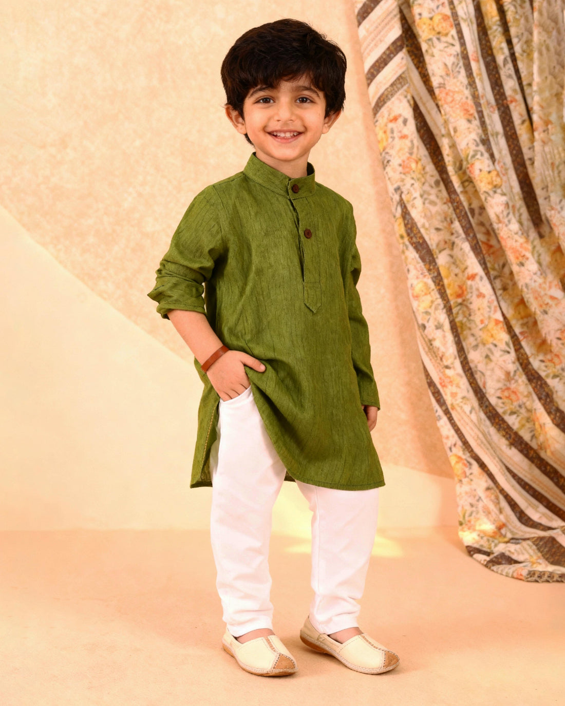 Boys Festive Kurta Set with Mandarin Collar -Green