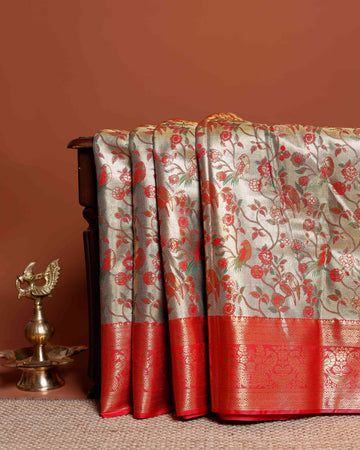 Exquisite Niranjana Silk Saree with Intricate Zari Woven Floral & Avian Motifs and Rich Contrast Border - Green