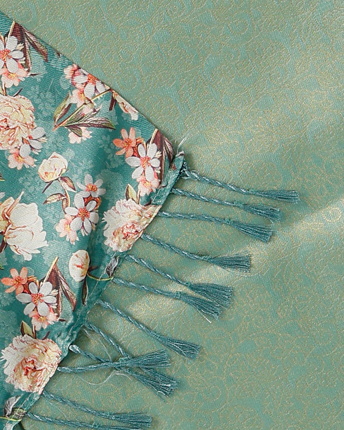 Solid Soft Silk Saree With Floral Printed Blouse - Green