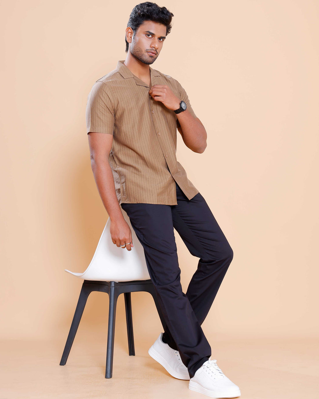 Nativebull Men Textured Half Sleeve Cotton Blend Shirt - Brown