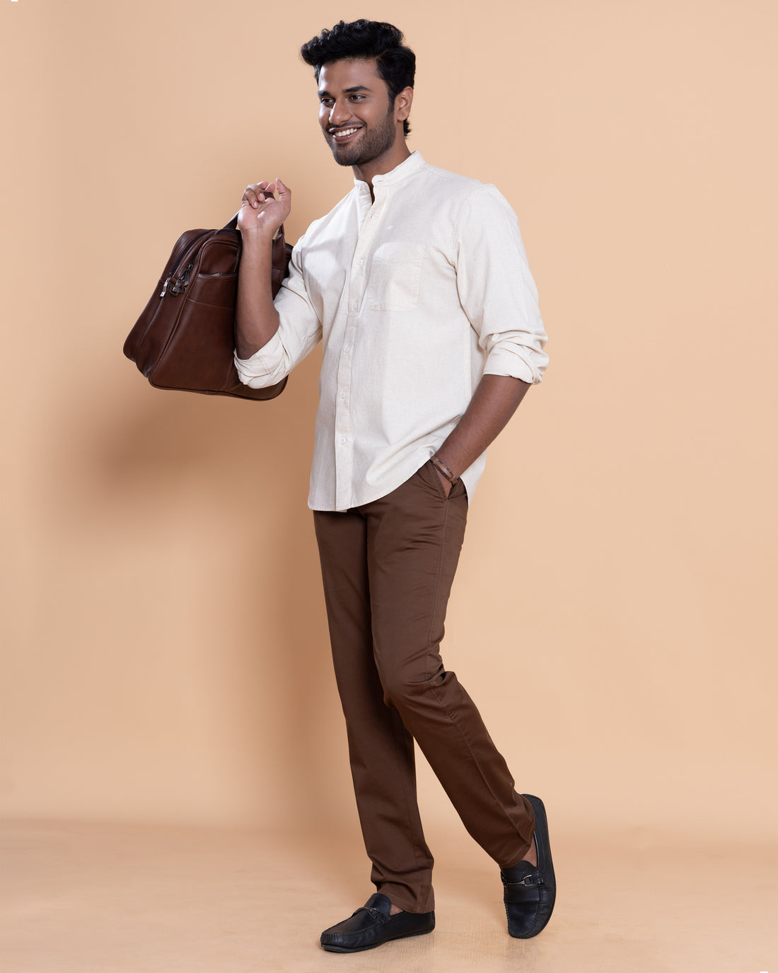 Nativebull Men Solid Full Sleeve Cotton Shirt - Off White