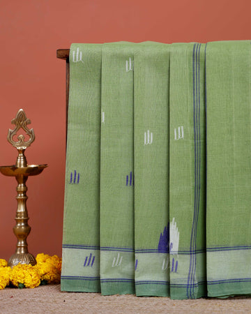 Handloom Bengal Cotton Saree with Traditional Jamdani Motifs and Border Detailing - Green