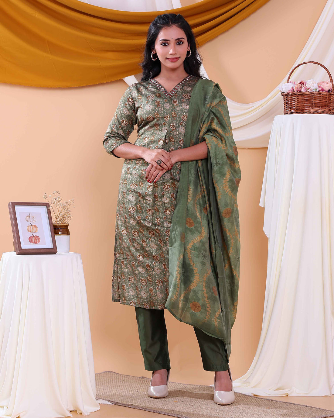 Elegant Floral Printed Women’s Salwar Set with Straight Kurta, Matching Bottom, and Dupatta- Green