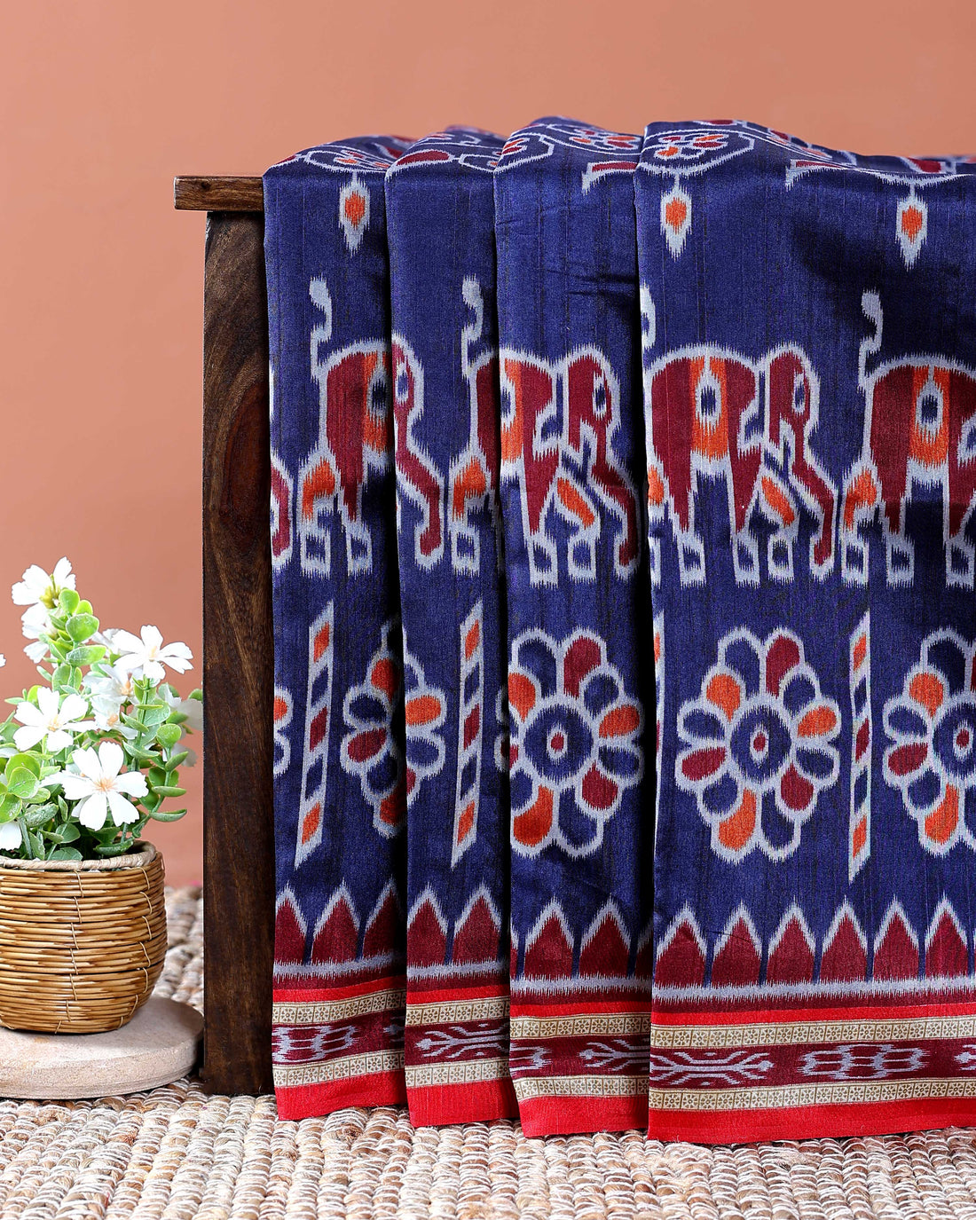 Elegant Pochampally Ikkat Handloom Saree with Elephant and Floral Motifs - Navy Blue