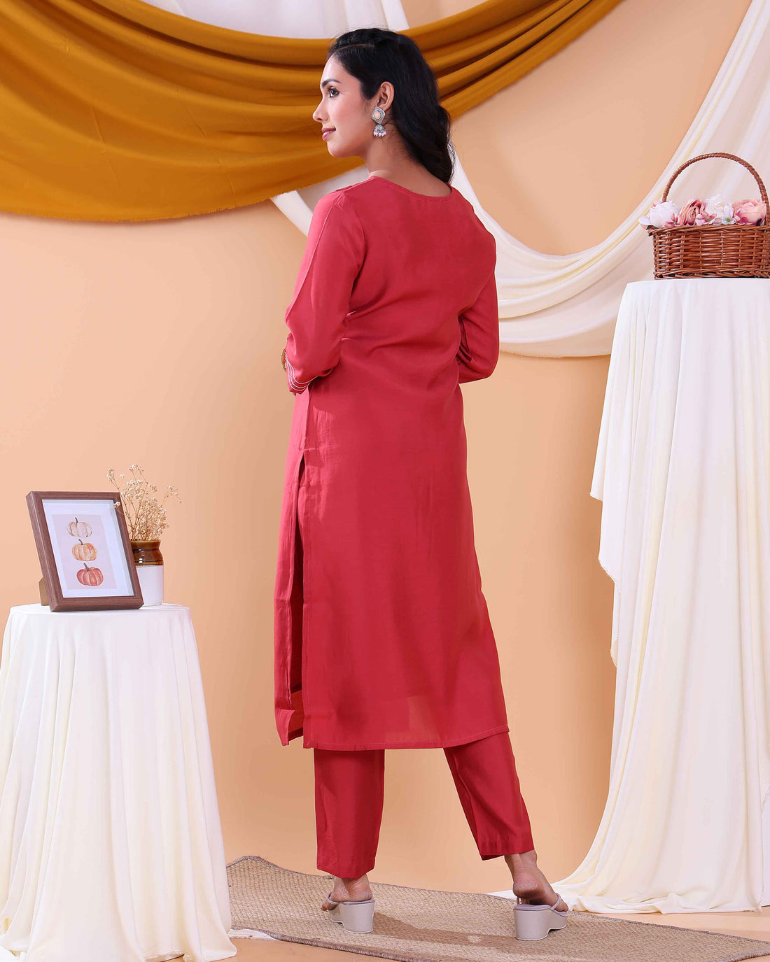 Elegant Women's Straight Kurta with Pants and Jacquard Printed Dupatta - Red