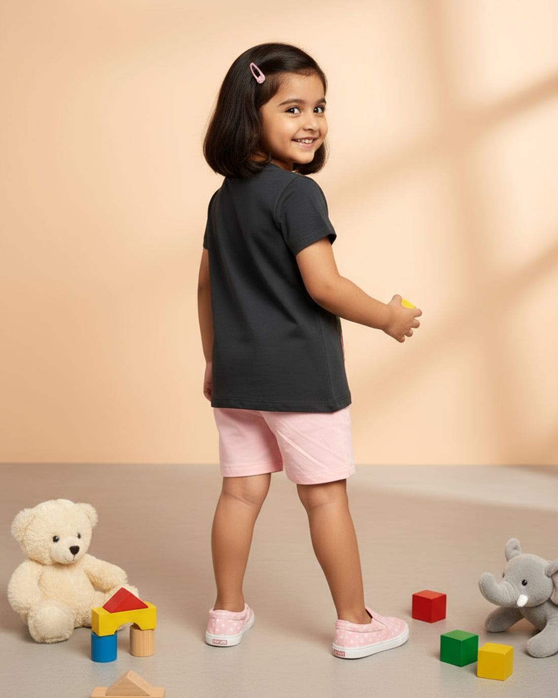 Girls' Graphic Print Crew Neck T-Shirt - Black