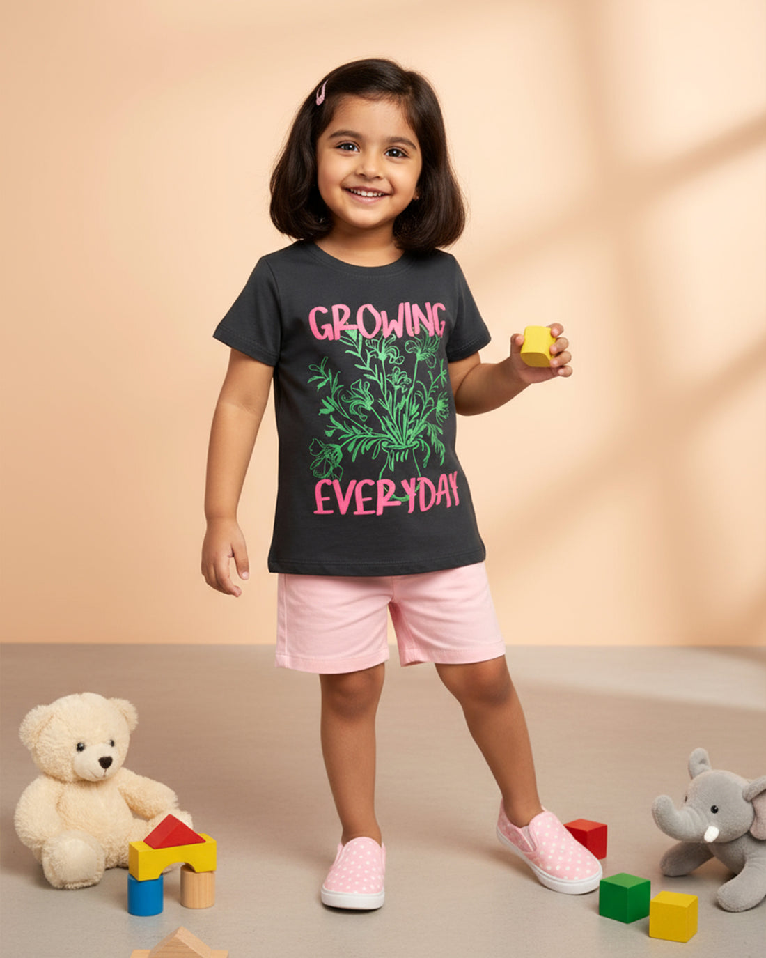 Girls' Graphic Print Crew Neck T-Shirt - Black