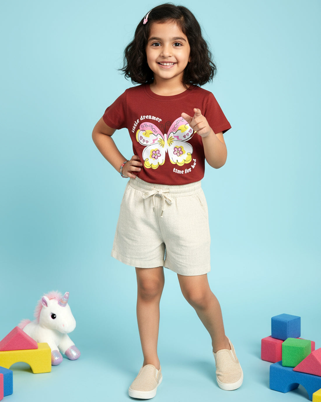 Girls' Graphic Print Crew Neck T-Shirt - Maroon