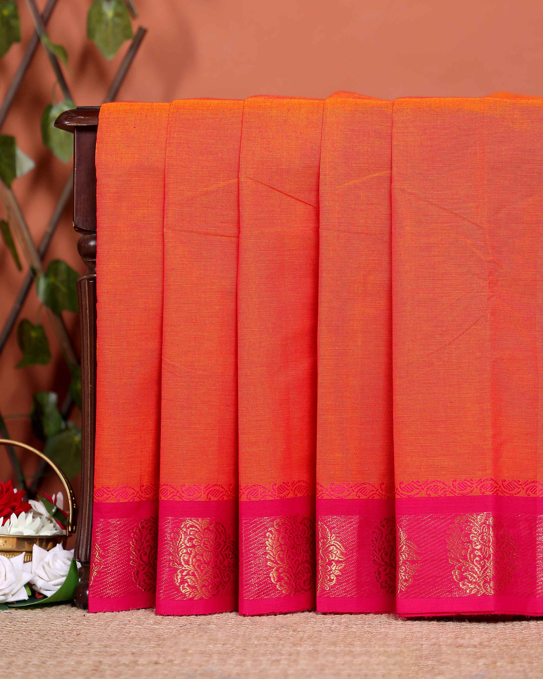 Handloom Chettinad Saree with Contrast Border and Paisley Designs - Orange