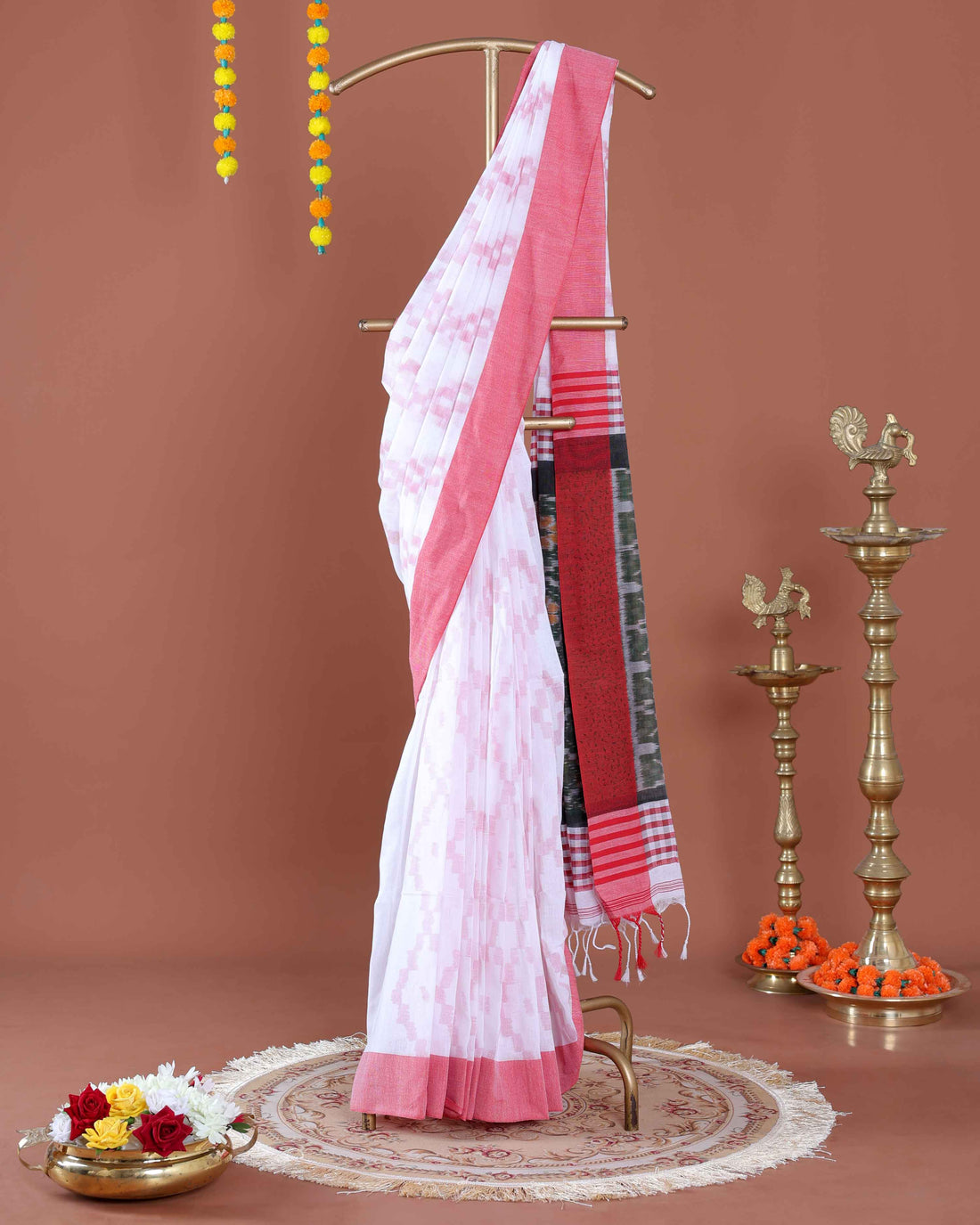 Handloom Ikkat Cotton Saree with Woven Border and Tasseled Pallu - Off White