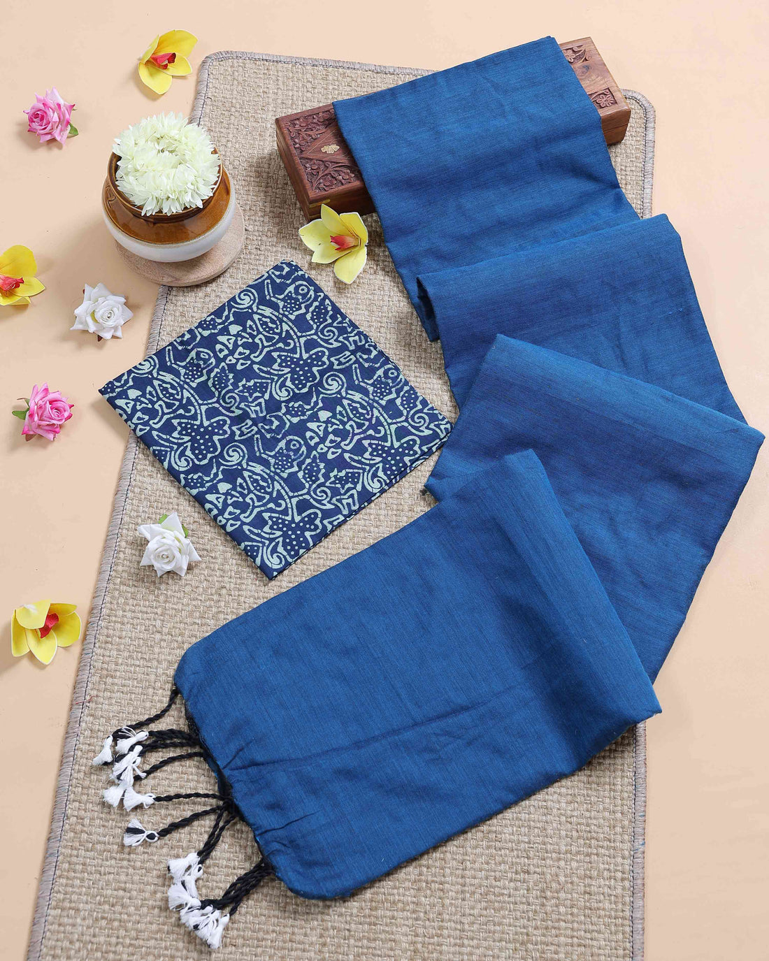 Handloom Khadi Cotton Saree with Contrast Printed Blouse and Tassel Accents - Teal