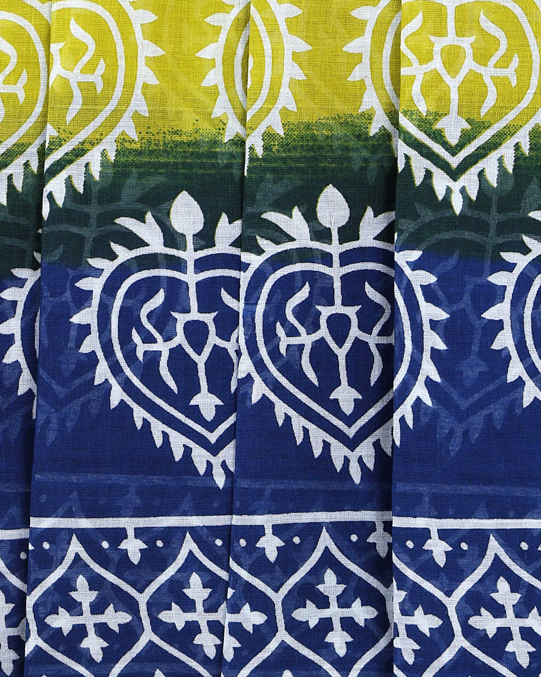 Handloom Mul Mul Cotton Saree with Traditional Batik Heart and Border Print - Green