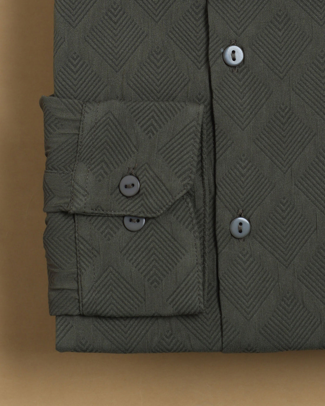 Men's Nativebull Textured Casual Shirt with Cutaway Collar and Full Sleeves - Green