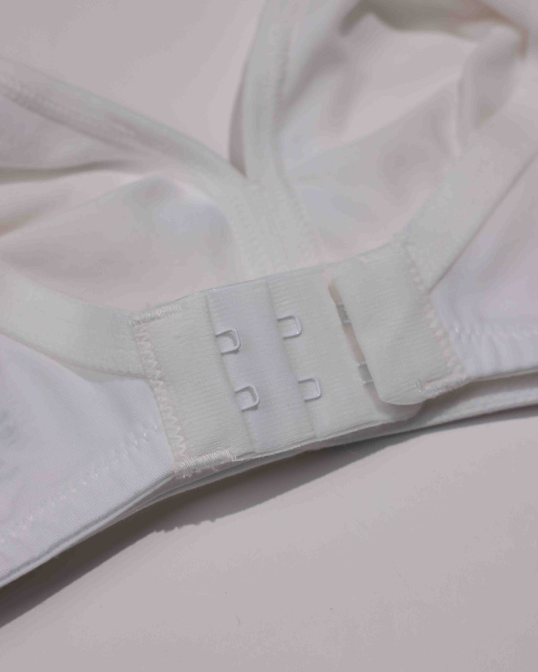 Seamless Non-Wired Everyday Support Bra - White