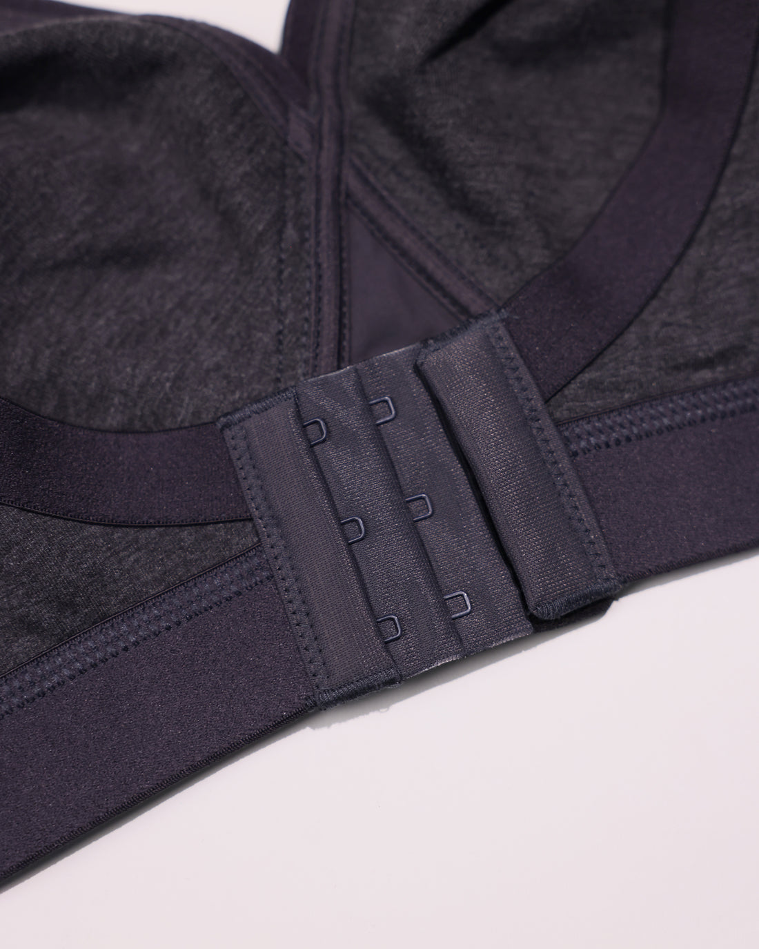 Seamless Non-Wired Everyday Support Bra - Black