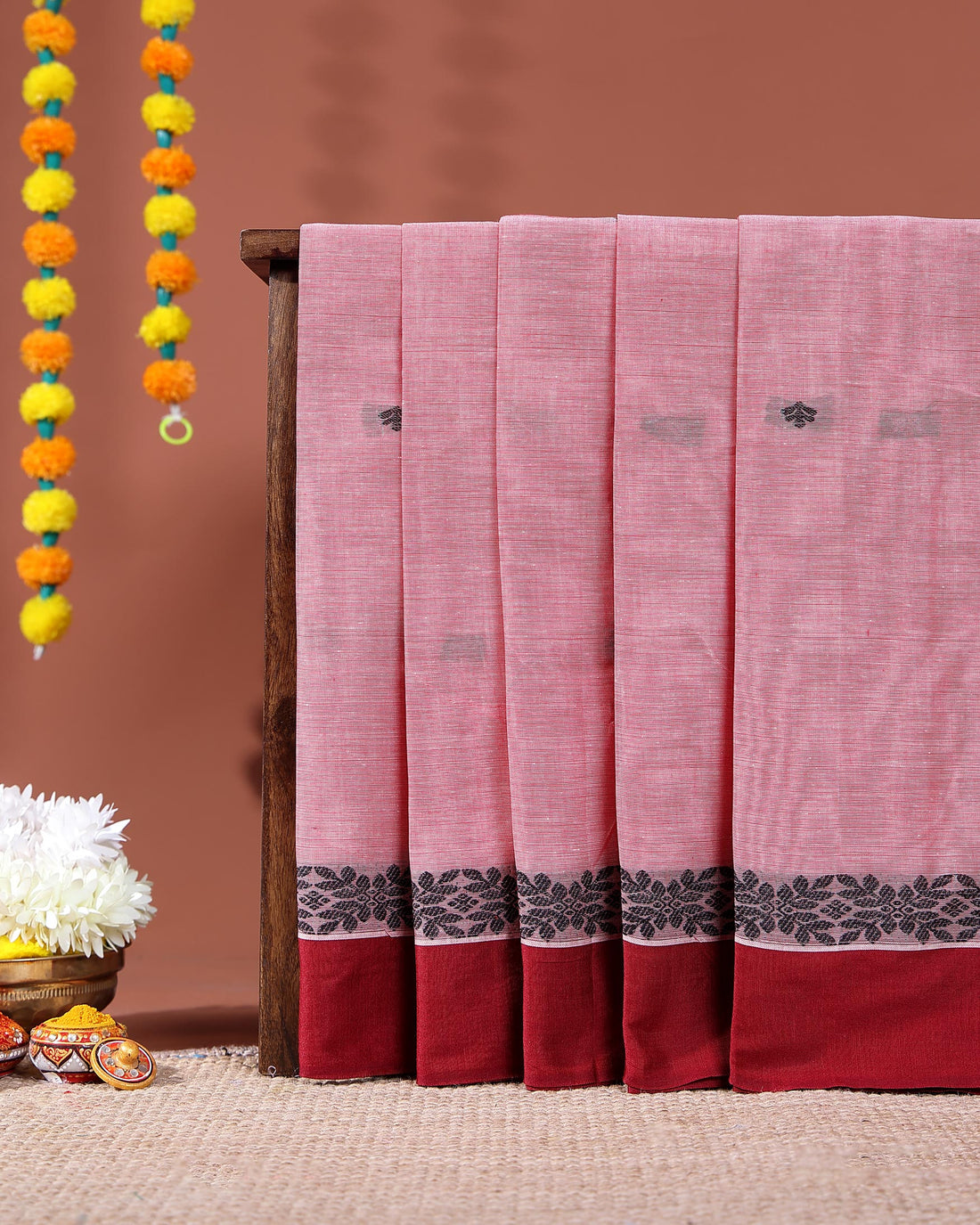Lightweight Kovai Cotton Saree with Classic Floral Weave and Contrast Finish - Pink
