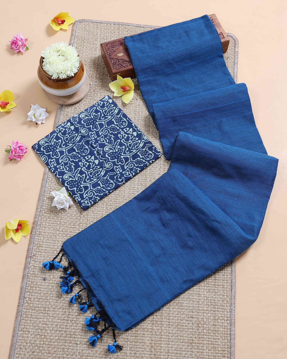 Handloom Khadi Cotton Saree with Contrast Printed Blouse and Tassel Accents - Teal