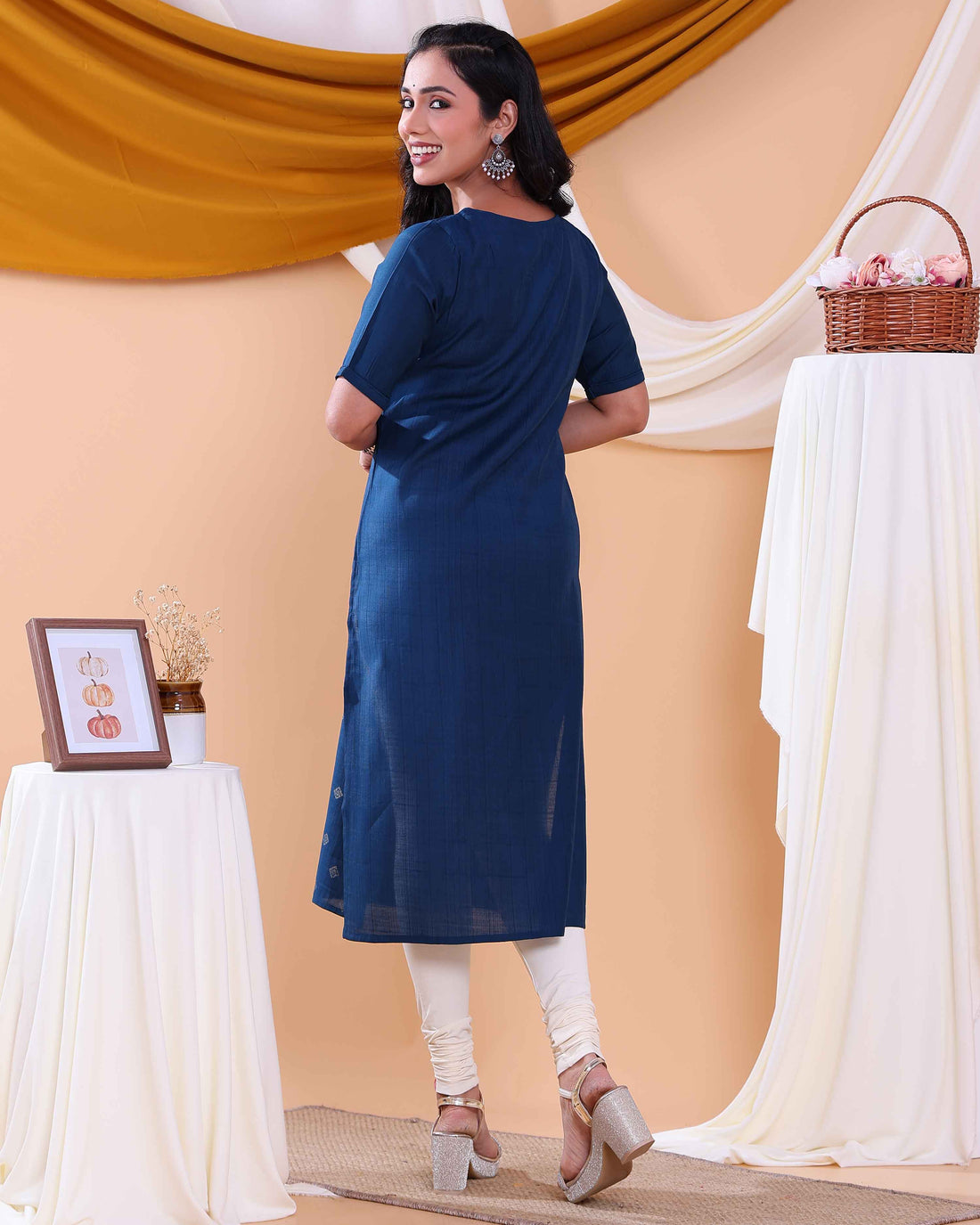 Stylish Printed Women’s Straight Kurta with Round Neck and Elbow Sleeves - Blue