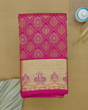 Exquisite Niranjana Silk Saree with Intricate Gold Zari Weave & Traditional Motifs - Pink