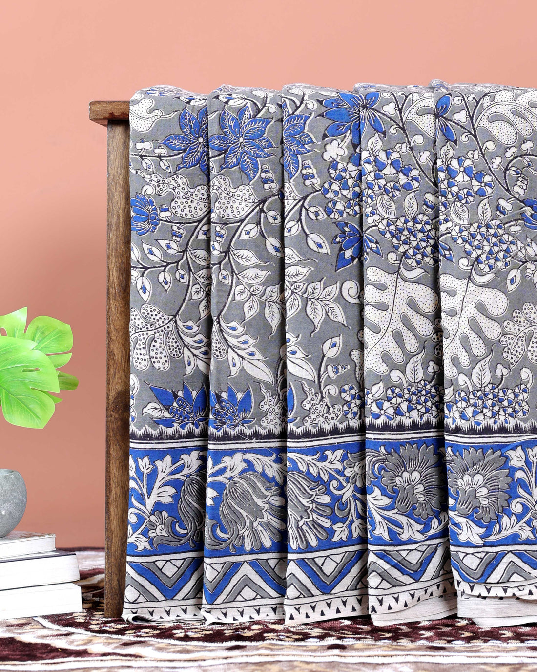 Traditional Hand-Painted Kalamkari Cotton Saree with Traditional Floral & Leaf Motifs - Grey