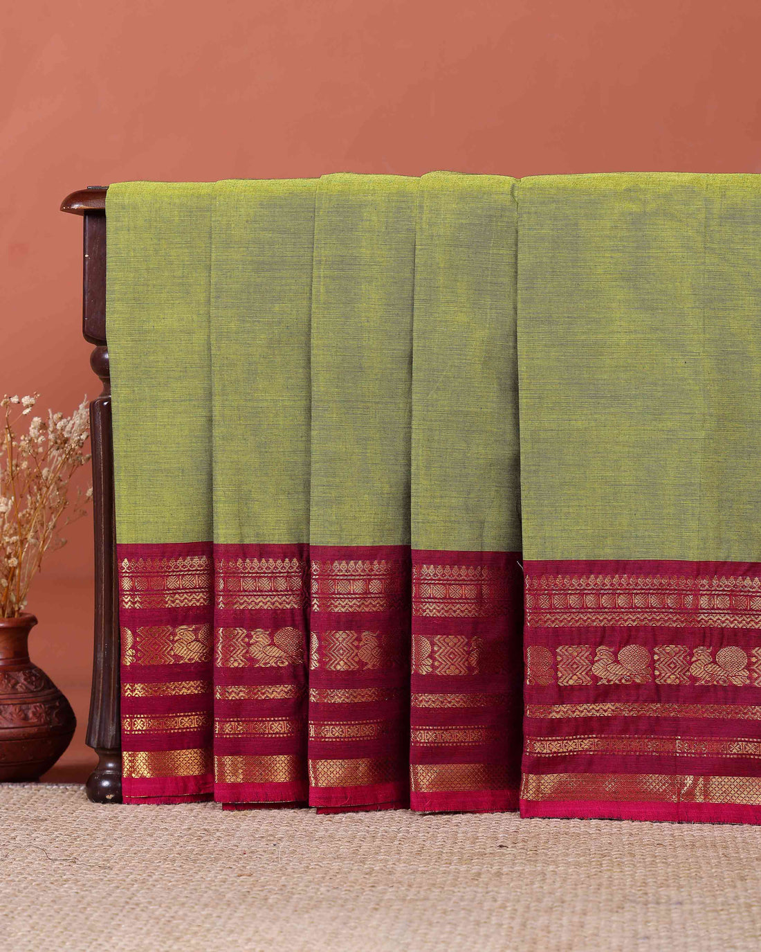 Traditional Handloom Kanchi Cotton Saree with Traditional Zari Border - Green