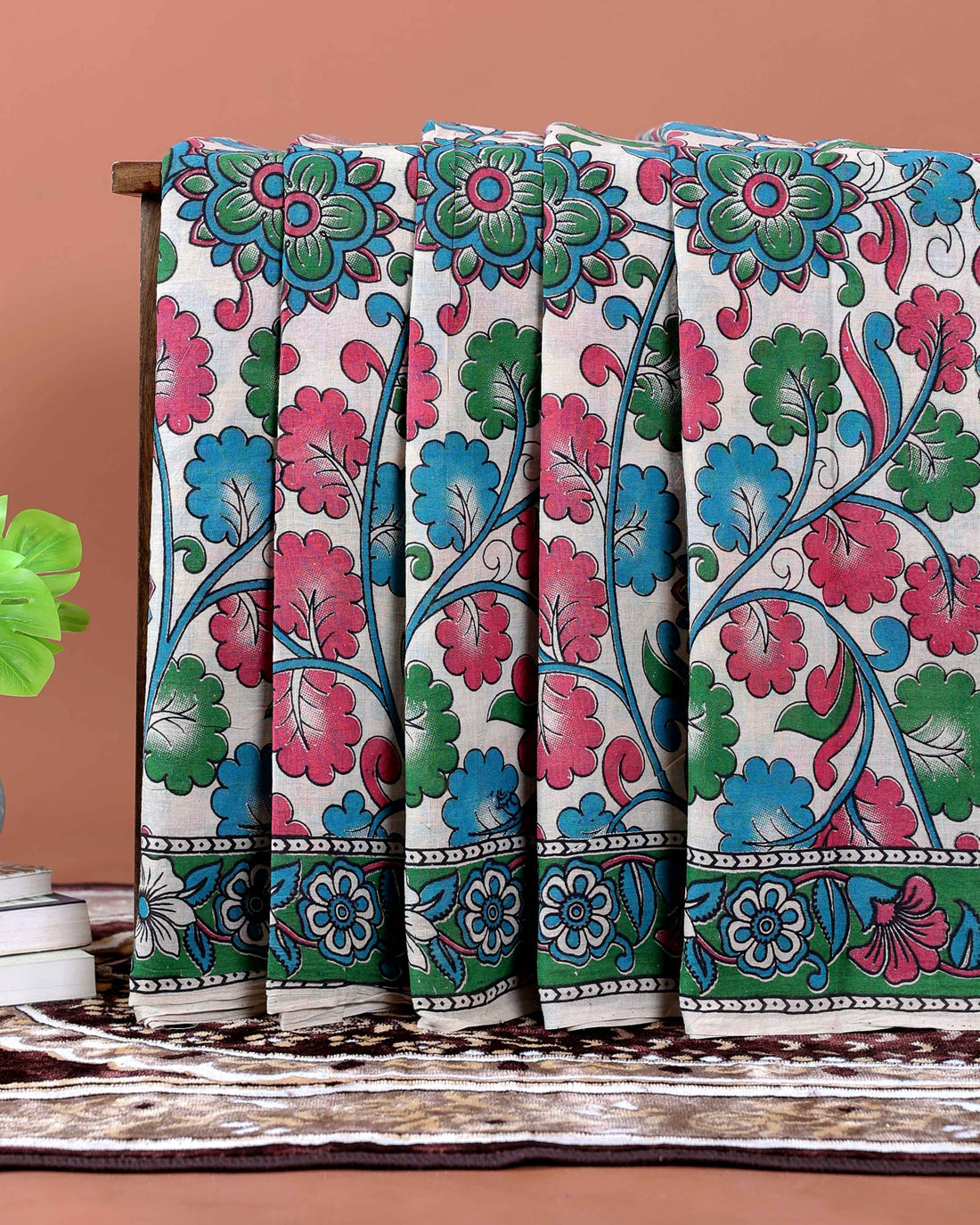 Traditional Kalamkari Cotton Saree with Traditional Floral and Leafy Motifs - Cream