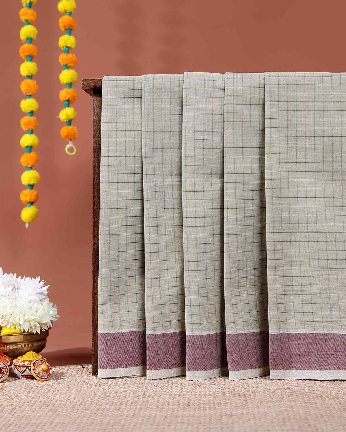 Traditional Kovai Cotton Saree with Woven Checked Pattern and Contrast Border - Green