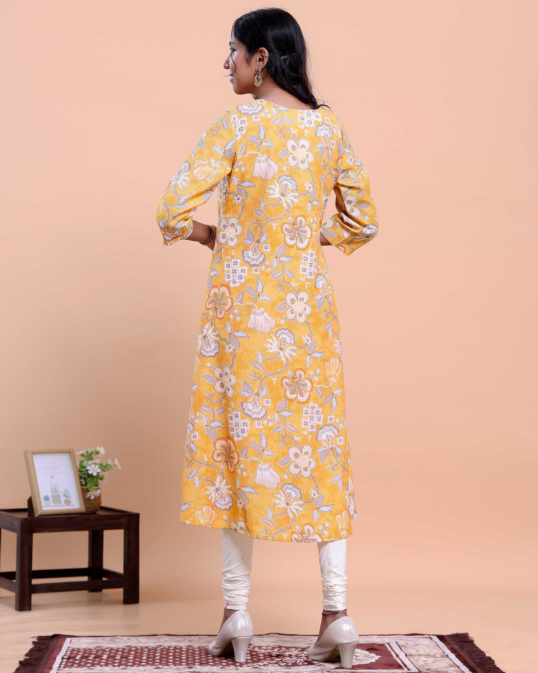 Women's Calf-Length Kurta with All-Over Floral Print and Round Neckline - Orange