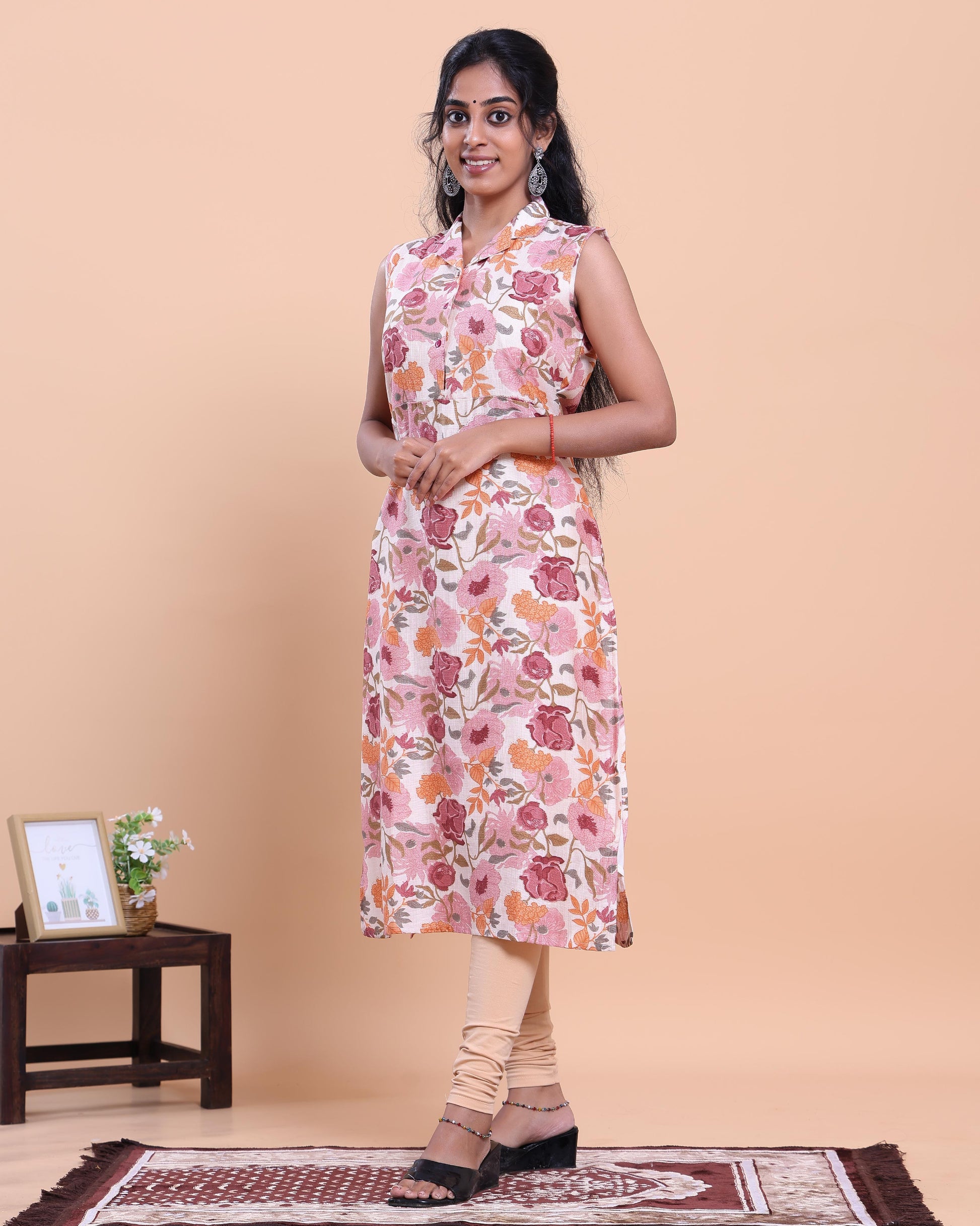 Women's Floral Print Sleeveless Collared Straight Kurta - Off White