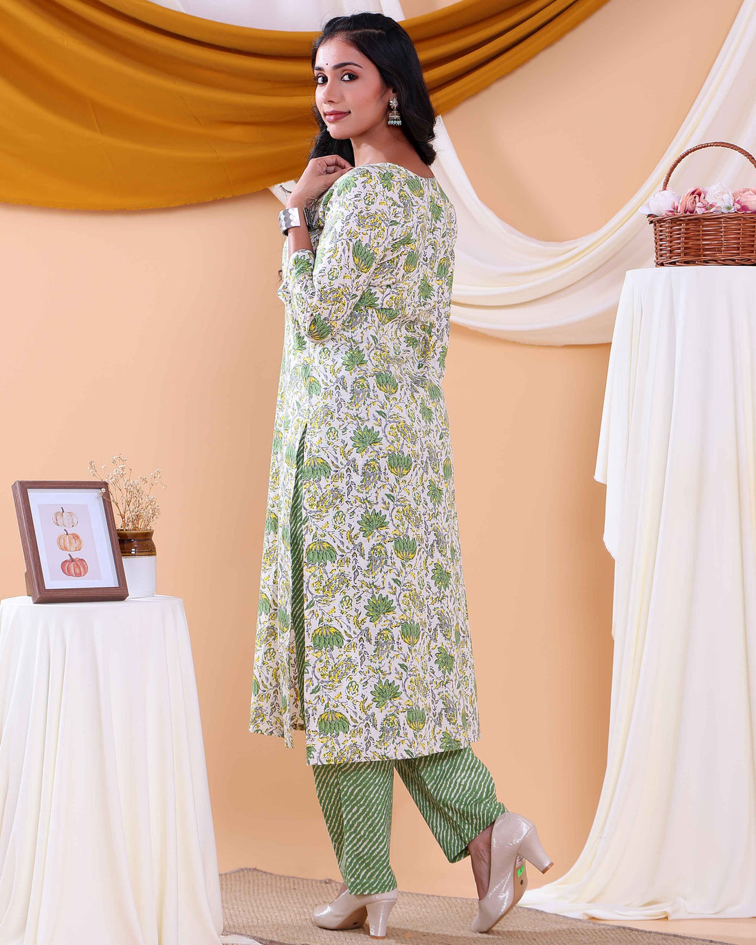 Elegant Women's Floral Printed Design Readymade Salwar Set - Off White
