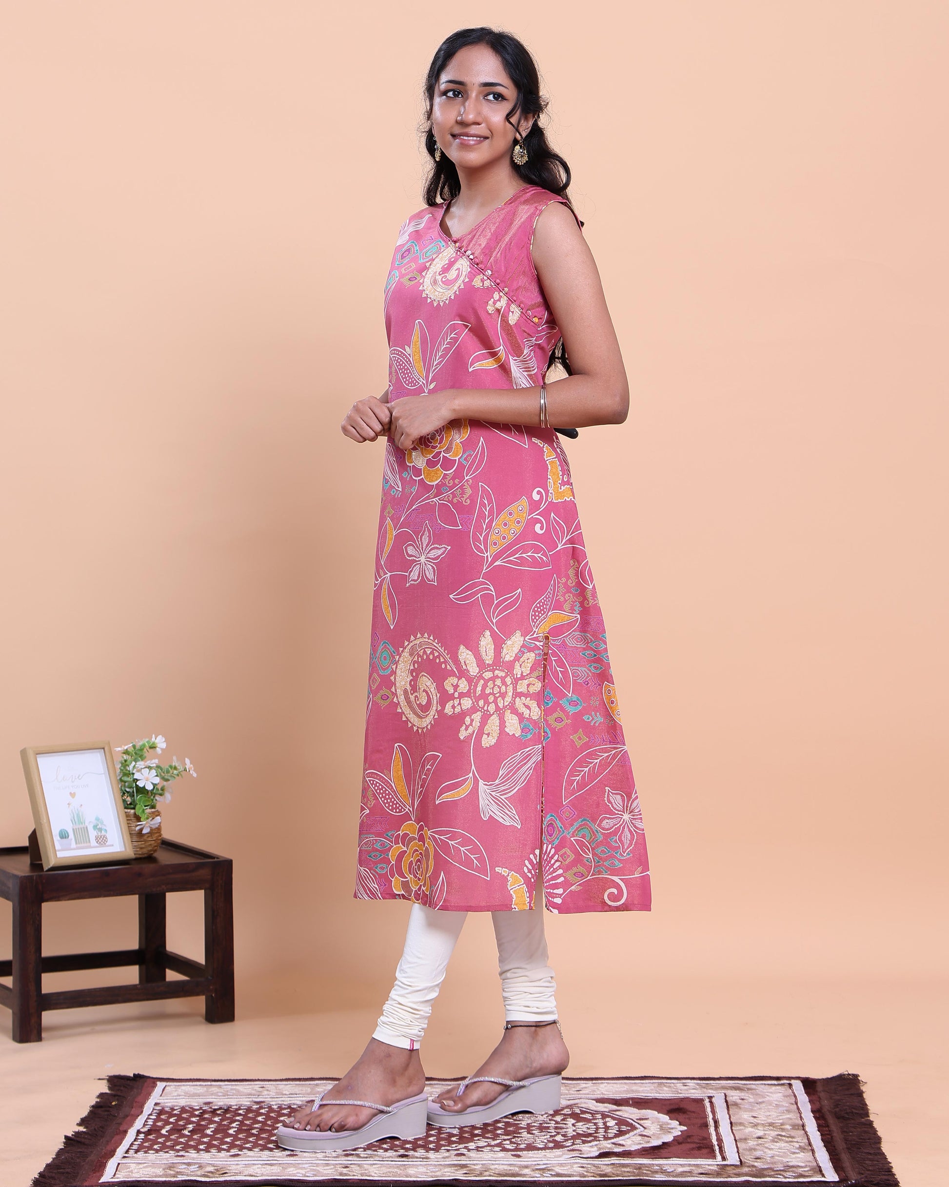 Women's Floral Printed V-Neck Sleeveless A-Line Kurta - Pink
