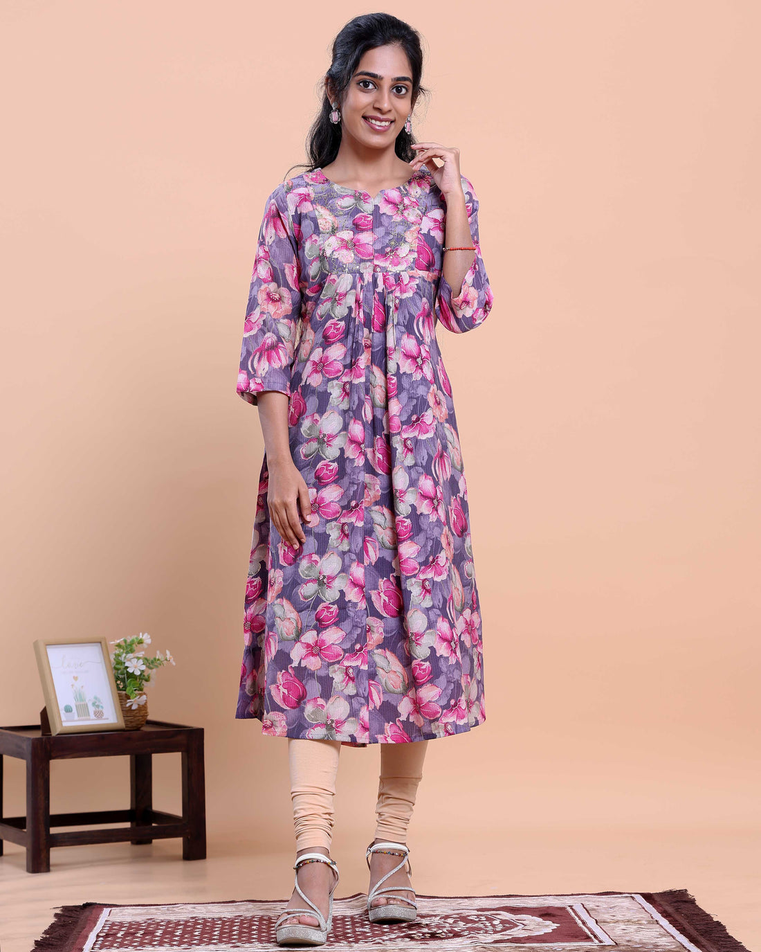 Women's Printed A-line Kurta with Round Neck and 3/4 th Sleeves - Lavender