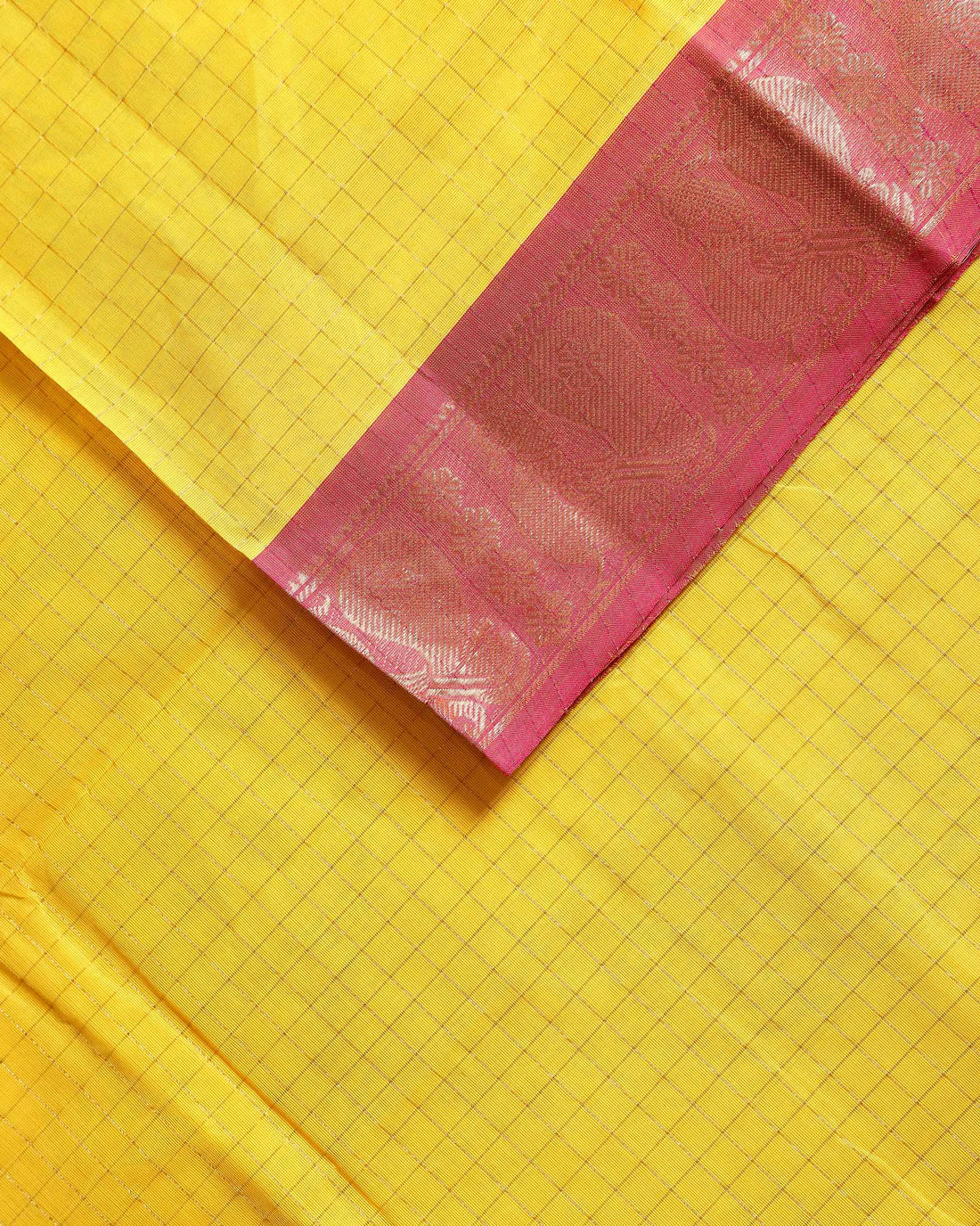 raditional Chettinad Cotton Saree with Checks and Contrasting Zari Woven Border - Yellow