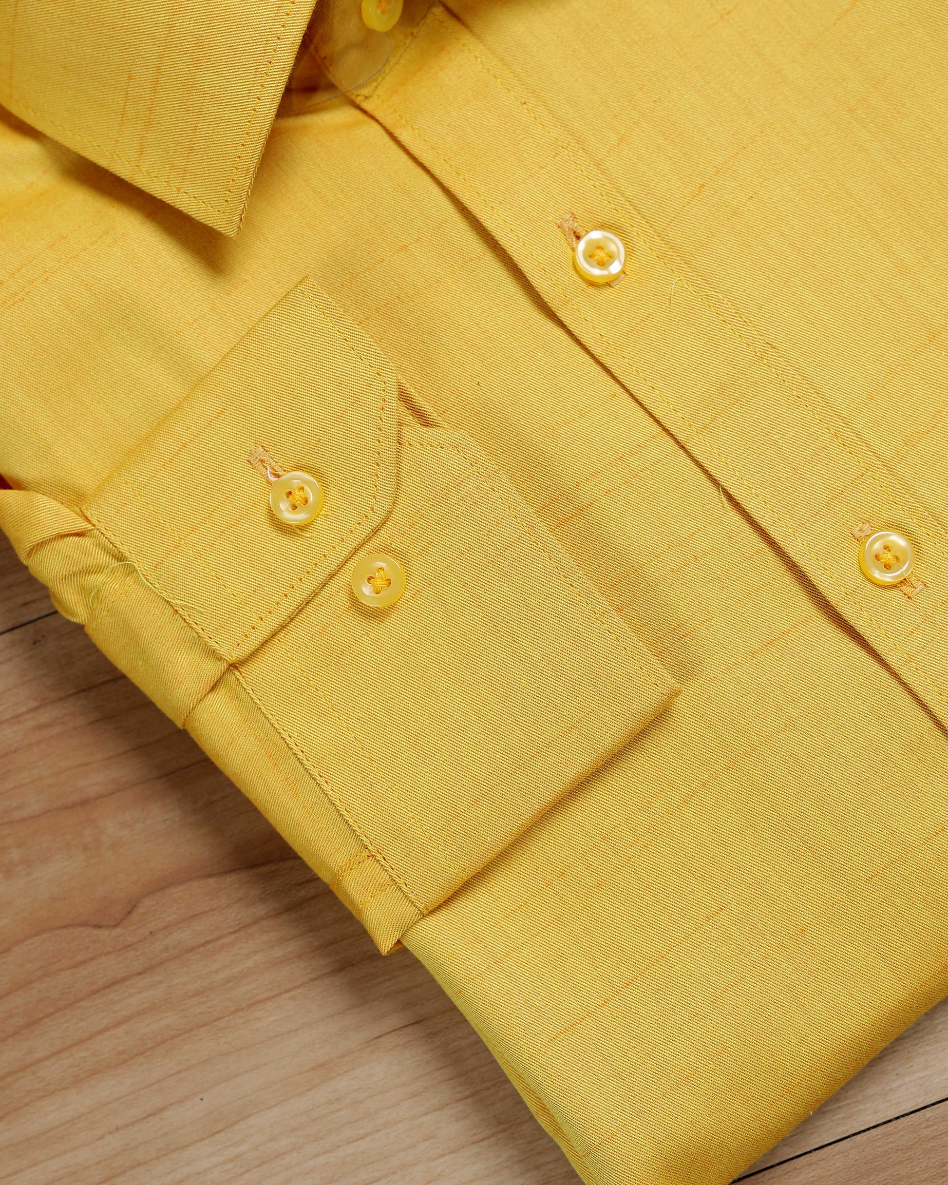 sleeve yellow