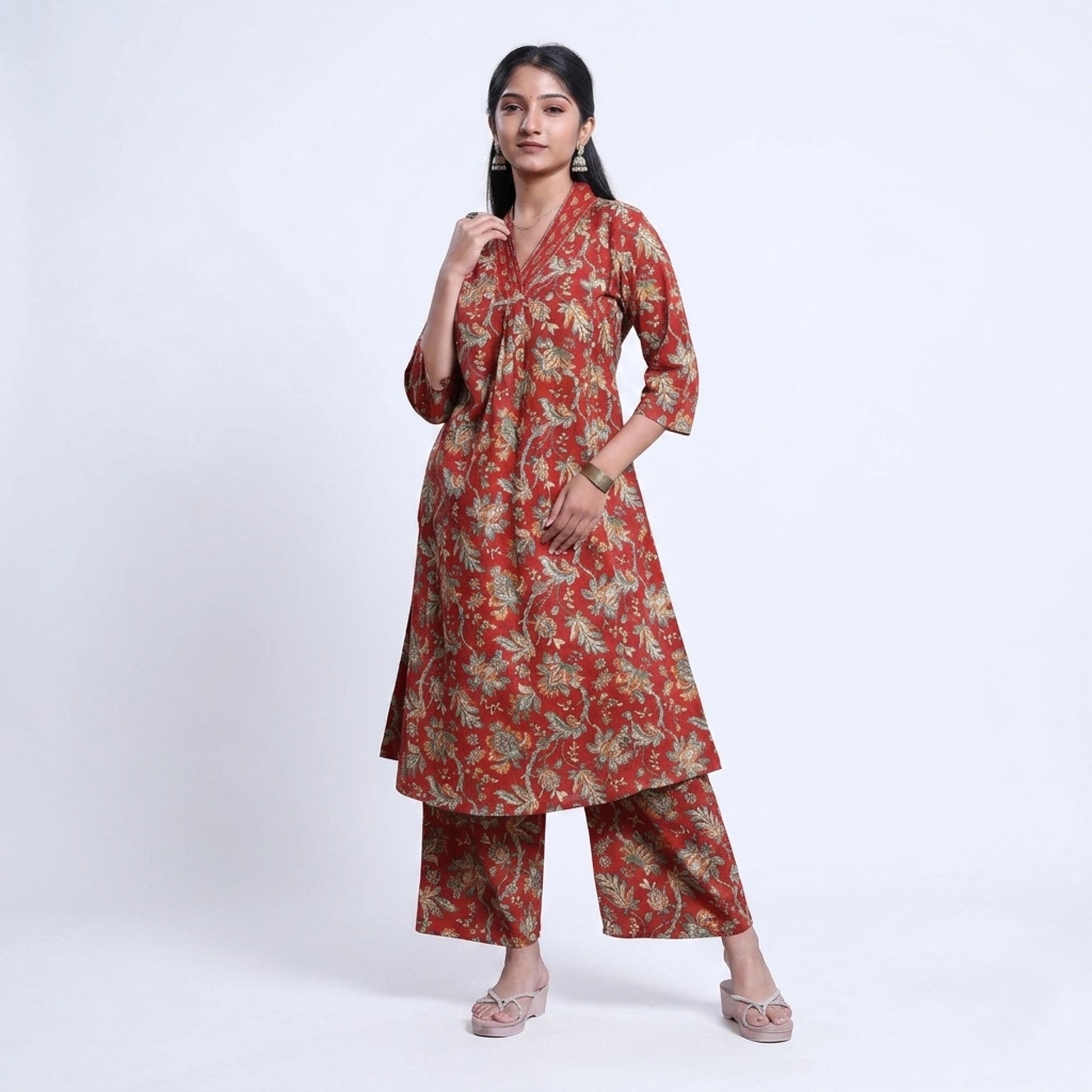 Elegant Women’s Floral Printed Kurta Set with V-Neck Kurta and Coordinated Wide Leg Pants, Red