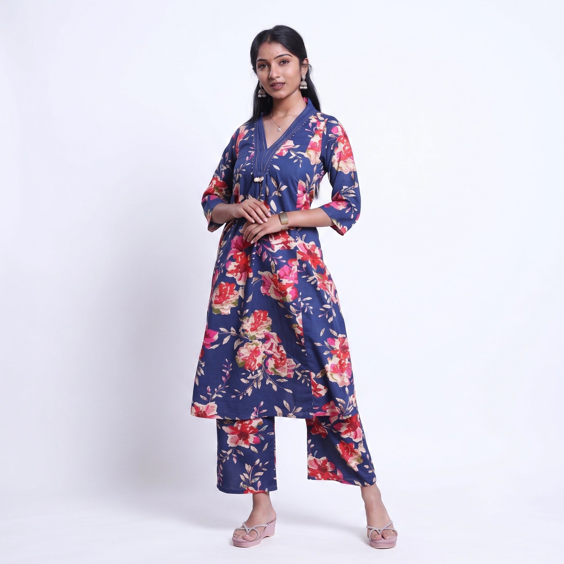 Elegant Women’s Floral Printed Kurta Set with V-Neck Kurta and Coordinated Wide Leg Pants, Dark Blue