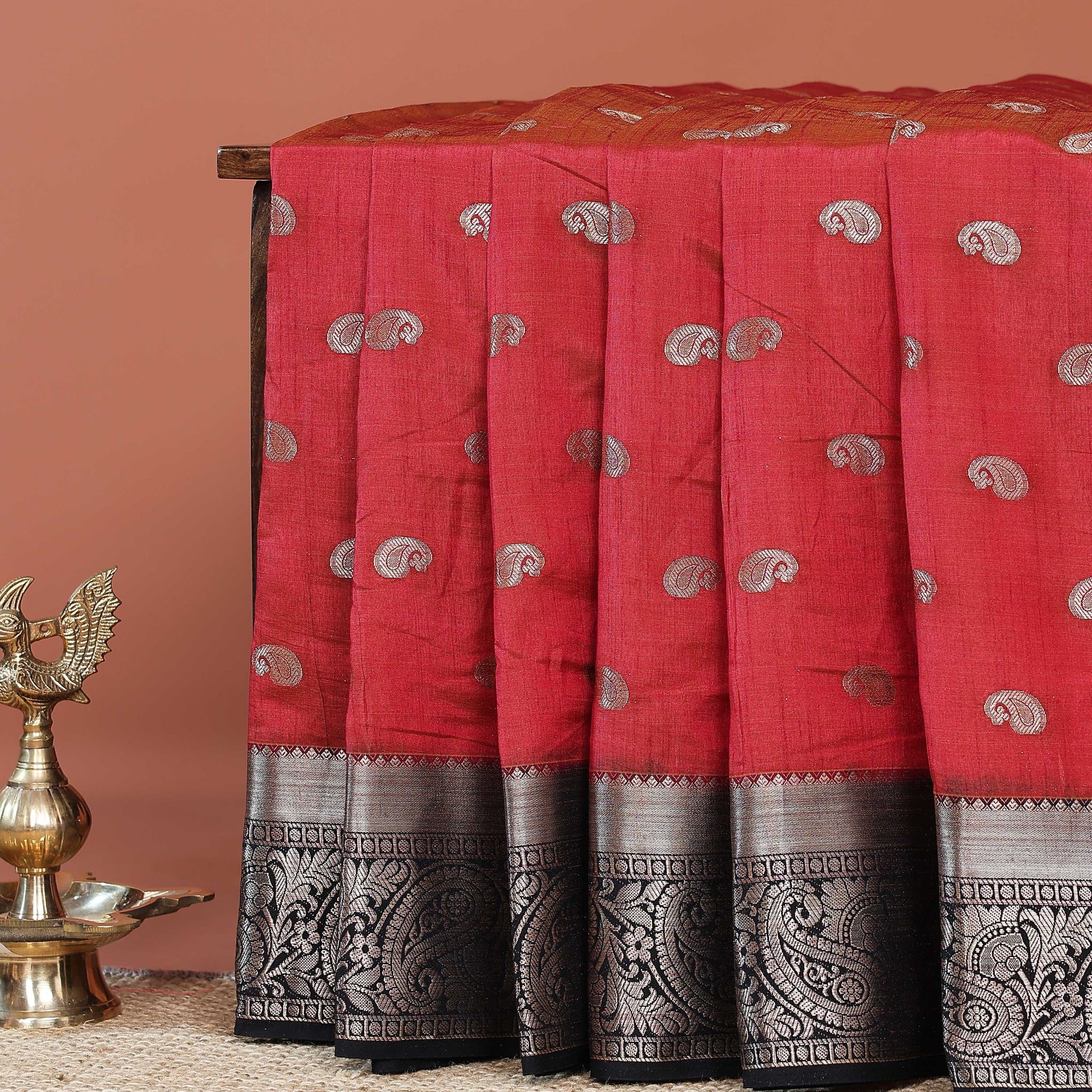 Elegant Banarasi Silk Saree with Paisley Zari Buttas and Contrast Woven Border - Red
