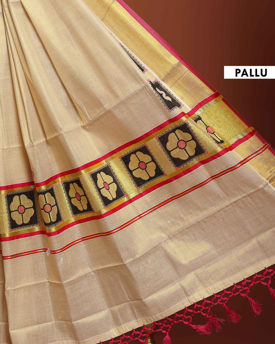 Kerala Kasavu Cotton Saree with Zari Border & Traditional Floral Motif - Cream
