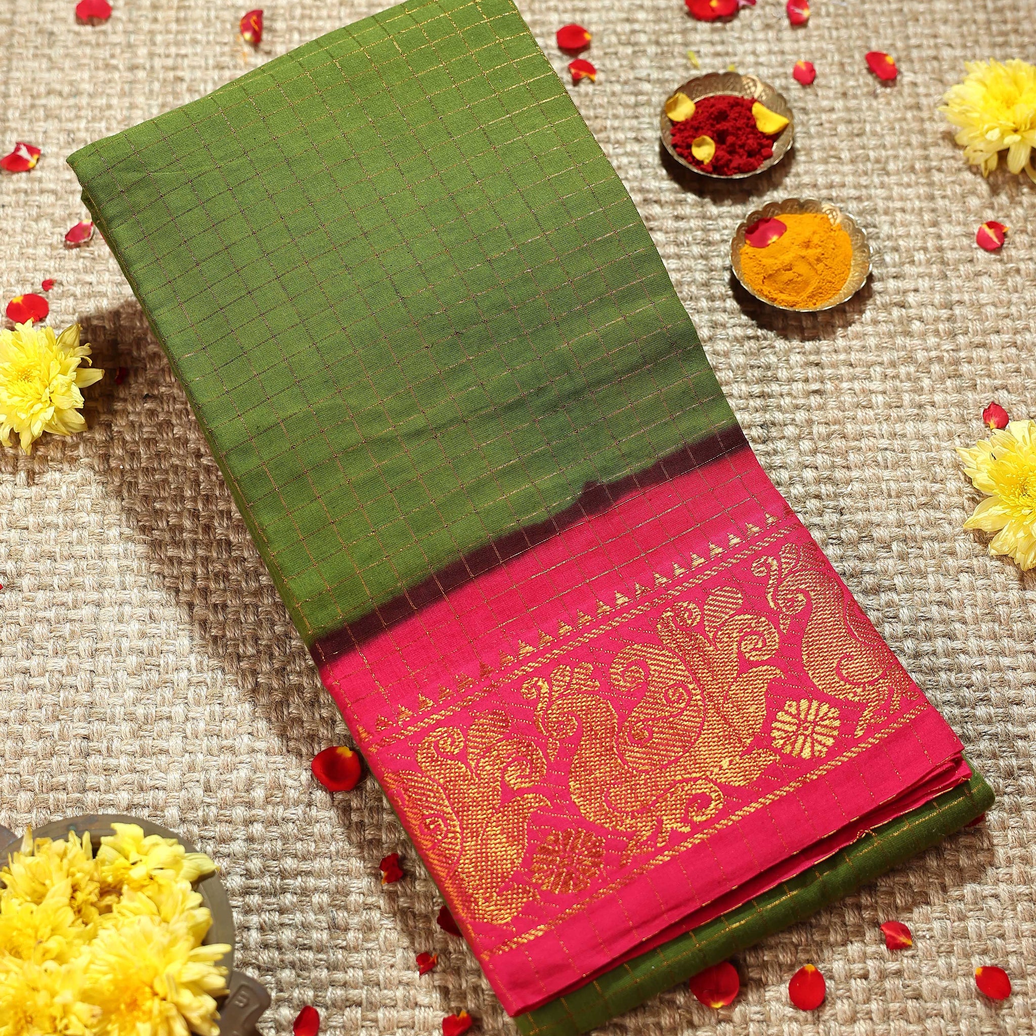 Classic Sungudi Cotton Saree with Zari Border and Checked Design  - Green