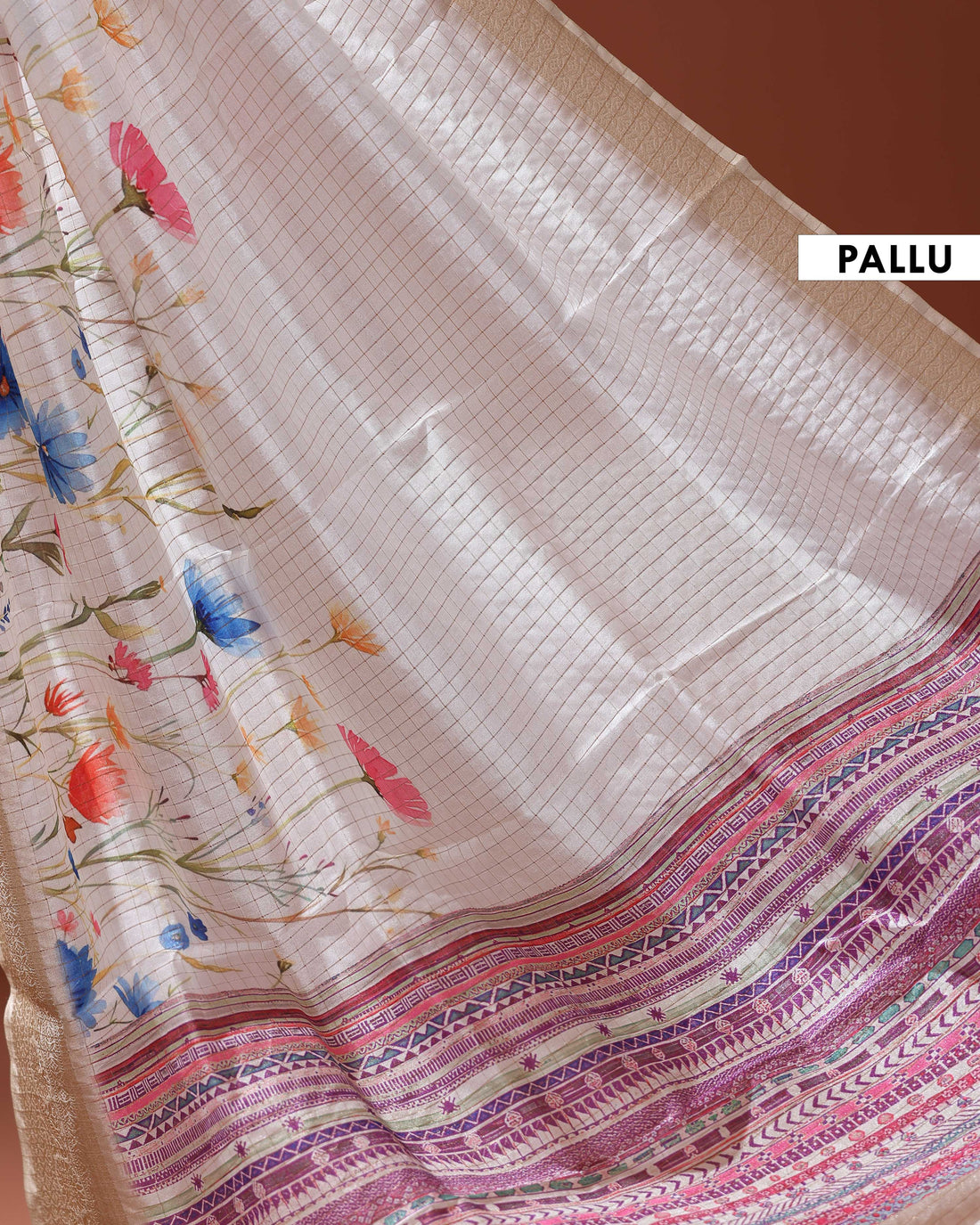 Floral Pattern Dola Silk Saree With Woven Border - White
