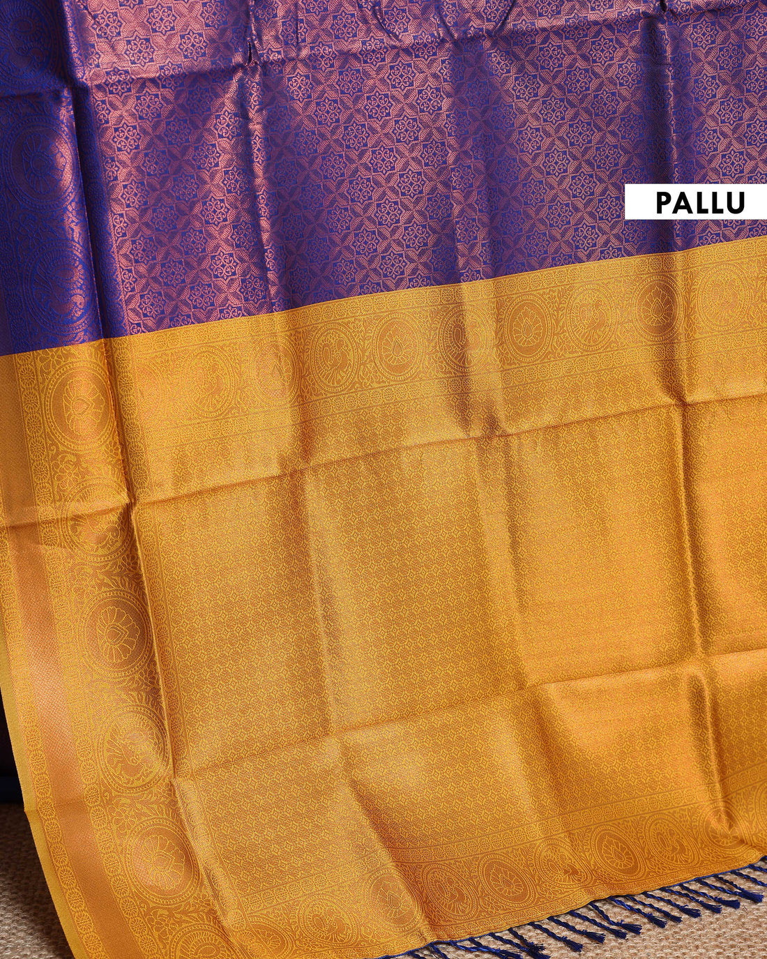 Exquisite Litchi Silk Saree with Traditional Zari Woven Motifs and Rich Pallu Design - Navy Blue