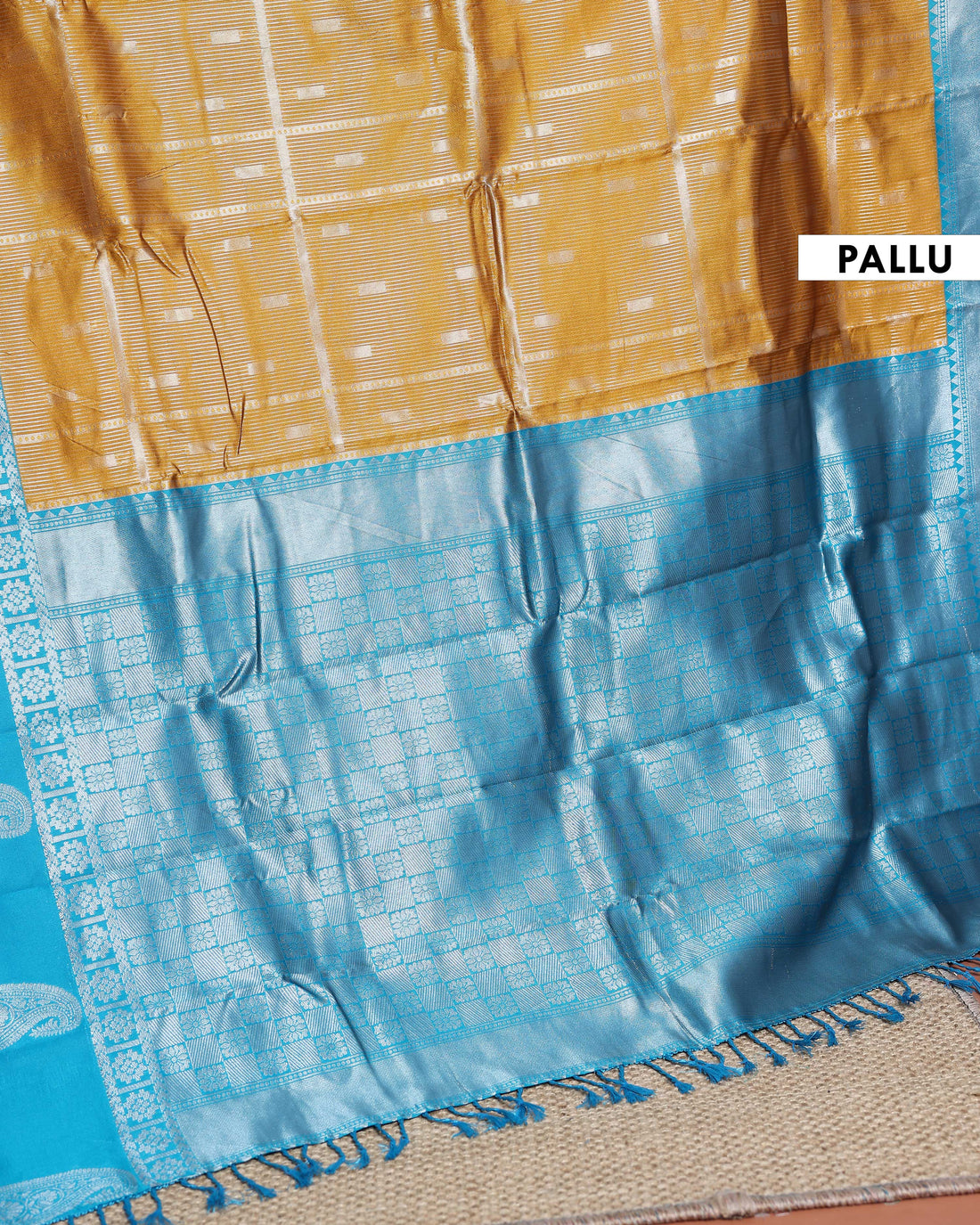 Exquisite Litchi Silk Saree with Intricate Zari Weaving and Rich Pallu Detail - Yellow