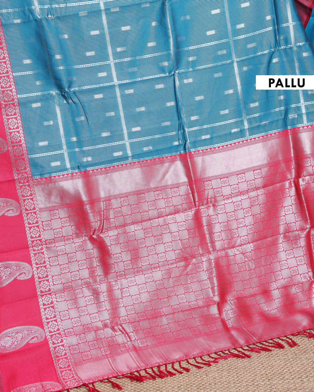 Exquisite Litchi Silk Saree with Intricate Weaving & Rich Pallu - Blue