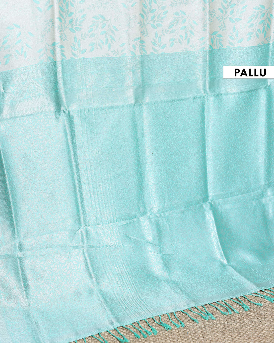 Exquisite Litchi Silk Saree with Intricate Leaf Motif Weave - Green
