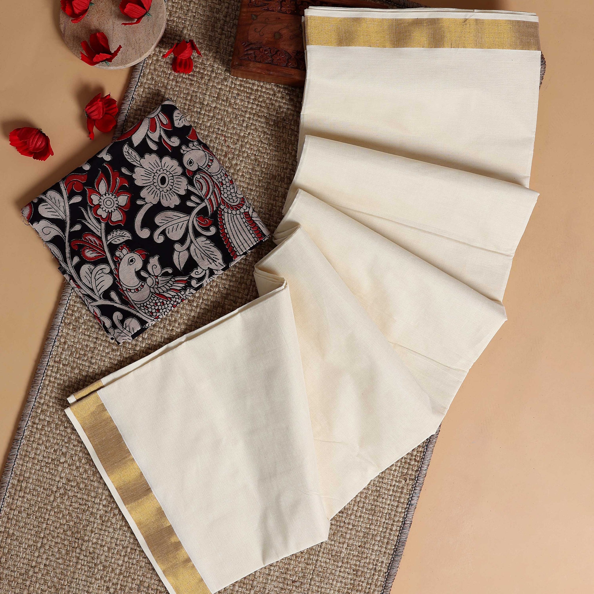 Traditional Kerala Kasavu Cotton Saree with Zari Border and Printed Blouse Piece - Off White