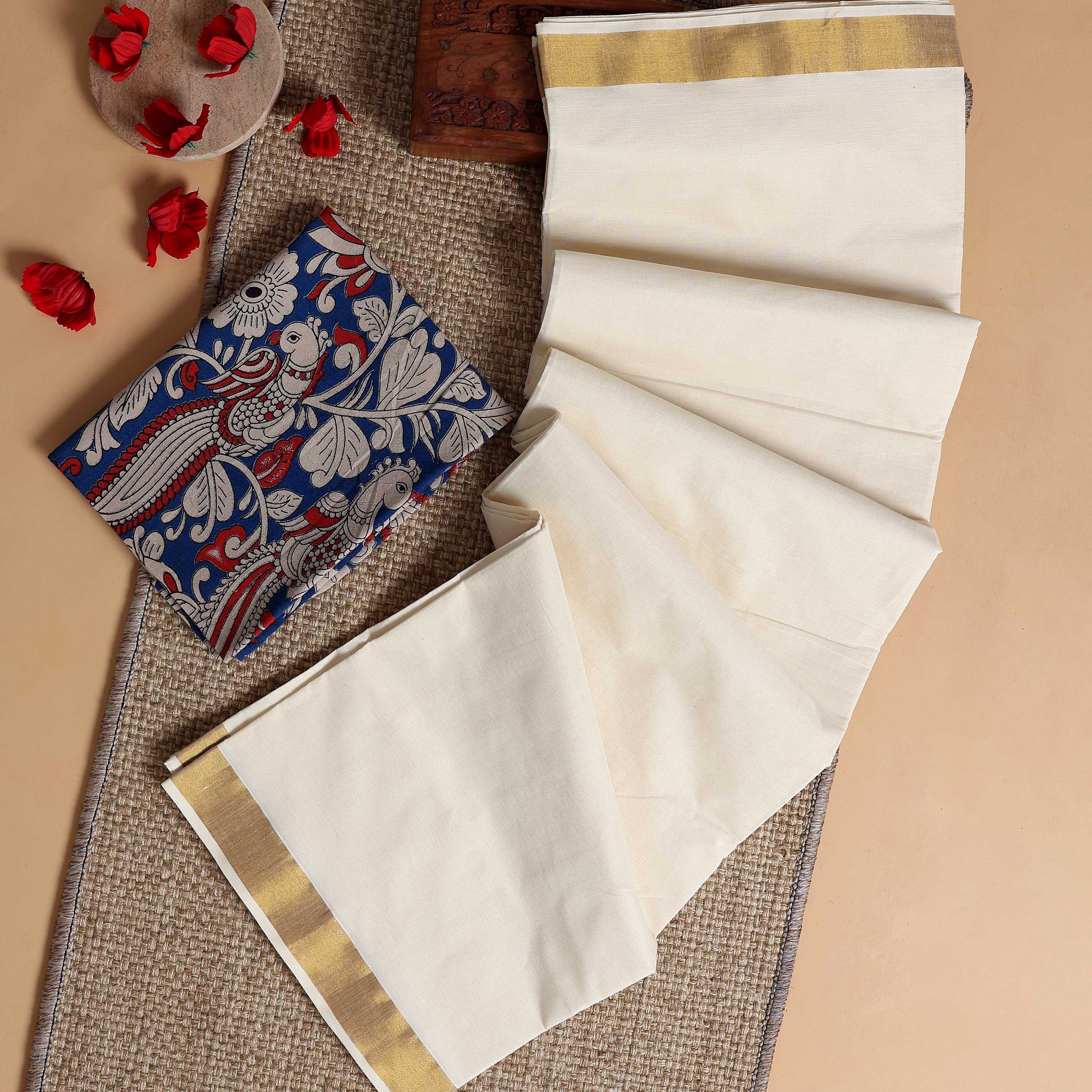 Traditional Kerala Kasavu Cotton Saree with Zari Border and Printed Blouse Piece - Off White